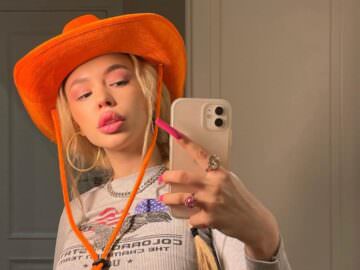 Инстасамка. Слитые фото 18+